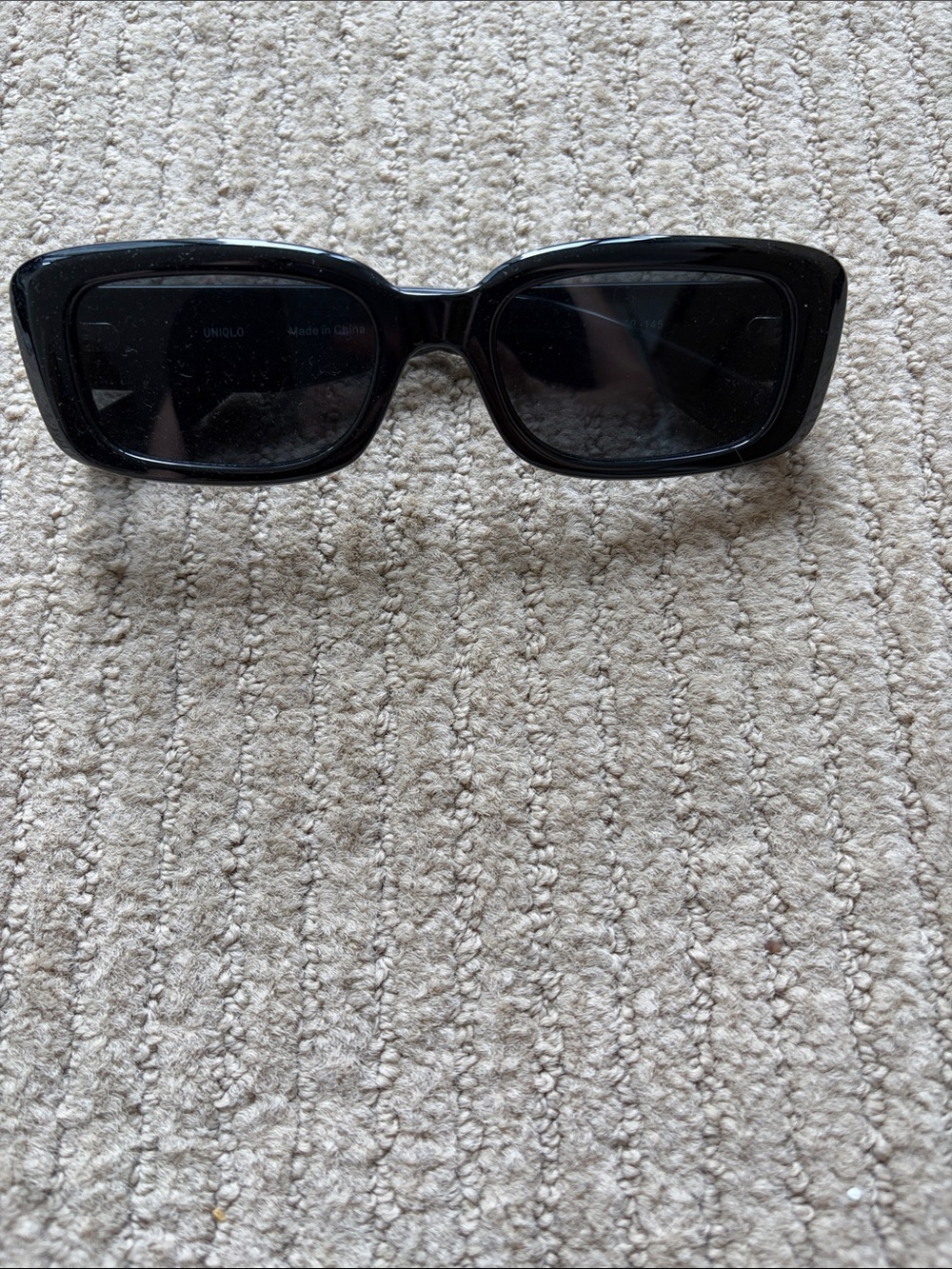 Uniqlo Sunlgassses, Rectangle , Black